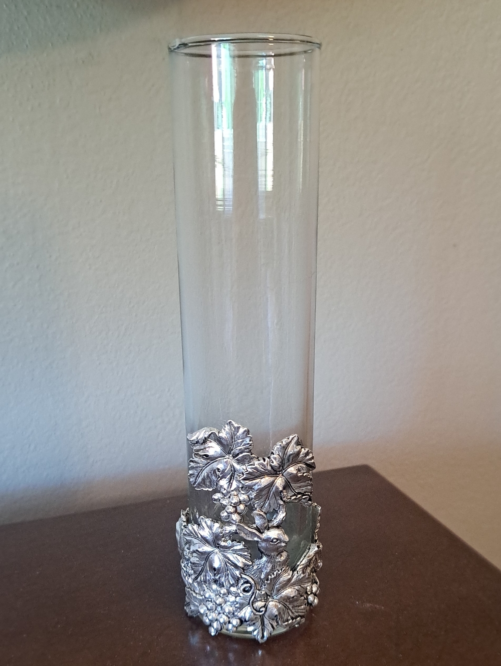 Vtg 1995 Arthur Court Bunny Rabbit Lillies Glass Bud Vase 7.5" Tall